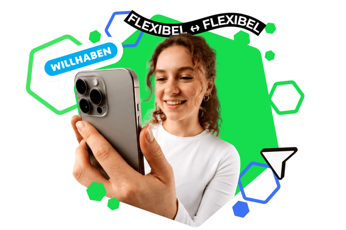 Eine junge Frau lächelt, während sie ein modernes Smartphone in der Hand hält und darauf schaut. Sie scheint mit dem Gerät beschäftigt zu sein, was auf die Nutzung einer App oder eines Online-Dienstes hindeutet. Der Hintergrund besteht aus leuchtend grünen geometrischen Formen und blauen Akzenten, die eine dynamische und moderne Wirkung erzeugen. Im Hintergrund sind die Wörter „WILLHABEN“ und „FLEXIBEL“ in kreisförmiger Anordnung zu sehen.