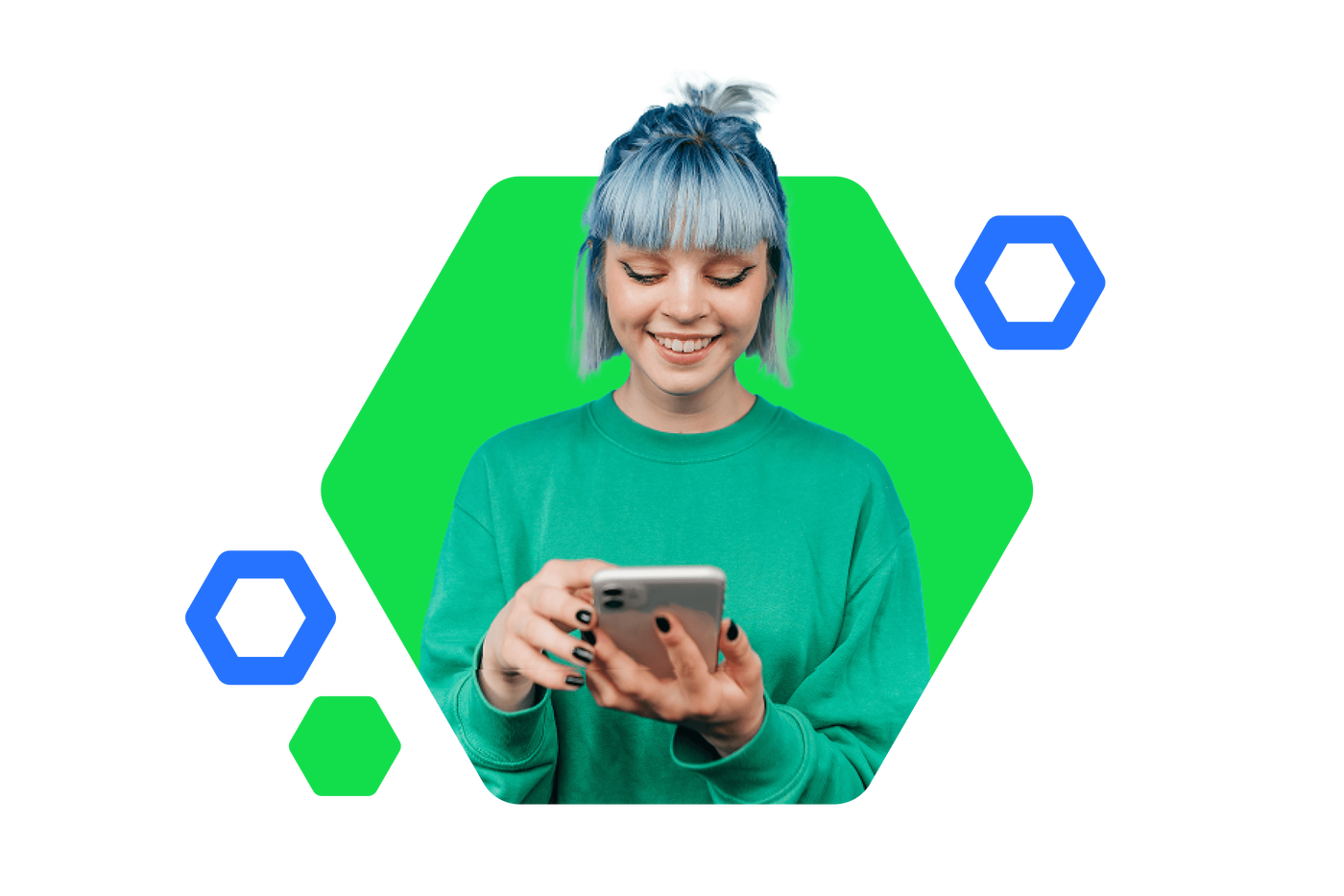 Ein junger Erwachsener mit blauen Haaren hält ein Smartphone in der Hand und bedient es. Er trägt ein grünes Sweatshirt und steht vor einer leuchtend grünen geometrischen Form mit blauen Sechsecken. Die Szene wirkt modern und digital und legt den Fokus auf Technologie und Vernetzung.