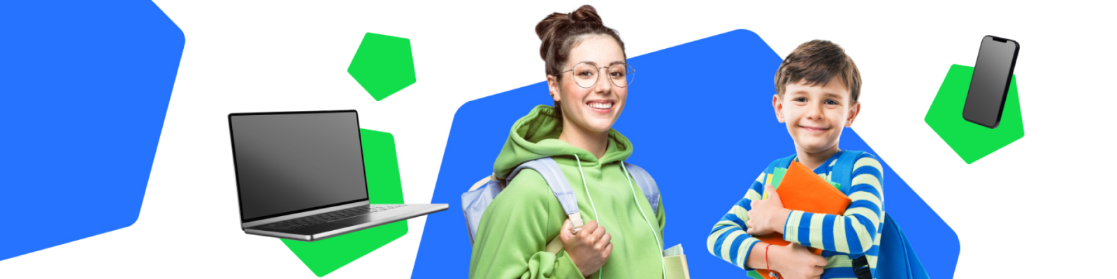 Eine lächelnde Schülerin im grünen Hoodie und mit Brille, die einen Rucksack und Bücher trägt, neben einem jungen Jungen im gestreiften Pullover, der Notizbücher hält – symbolisiert die notwendigen Utensilien für den Schulanfang.